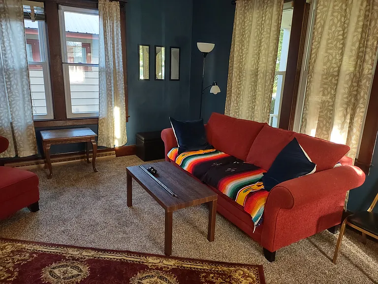 233 W Pewabic St — Photo 5