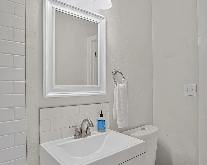 1412 N Virginia Ave — Photo 17