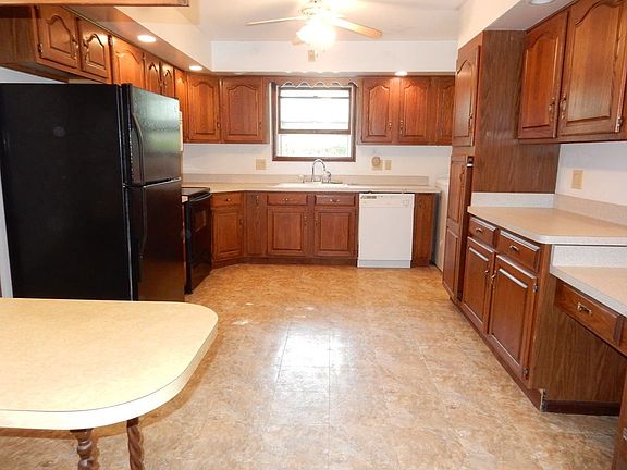 3rd image of 57837 County Road 105