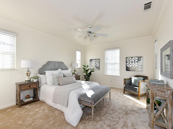 5th image of 715 Ponder Court