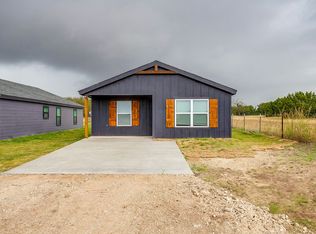 122 Kentucky St, Walnut Springs, TX 76690