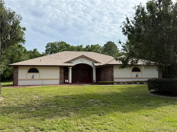 2657 E Hampshire St, Inverness, FL 34453