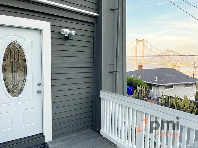 303 Virginia St #B — Photo 10