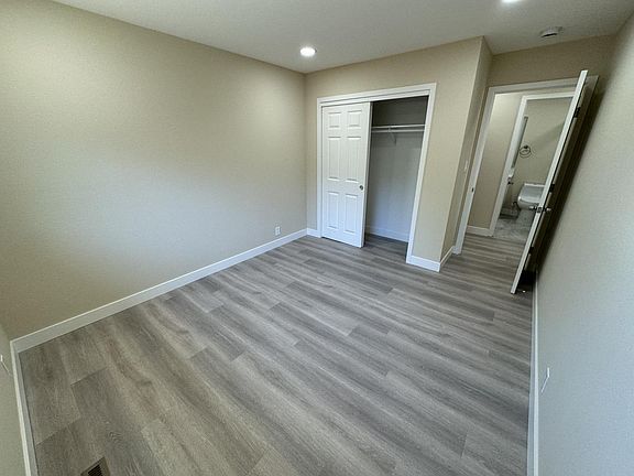 3rd image of 234 Eastside Dr