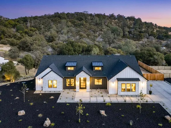 1875 Vista Cielo Dr, Newcastle, CA 95658