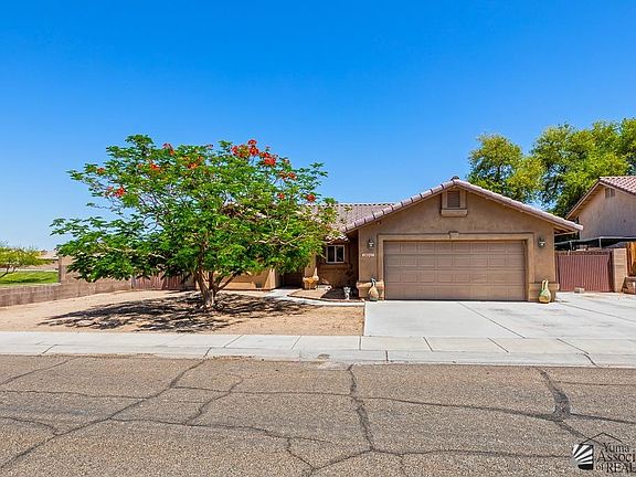 2nd image of 10342 E 39th Pl
