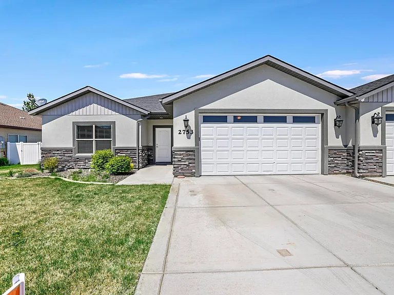 2753 Whispering Pine Dr — Photo 17