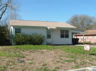 202 Parker Dr, San Marcos, TX 78666