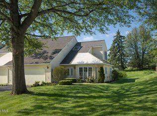 39 Constitution Drive, Glenmont, NY 12077