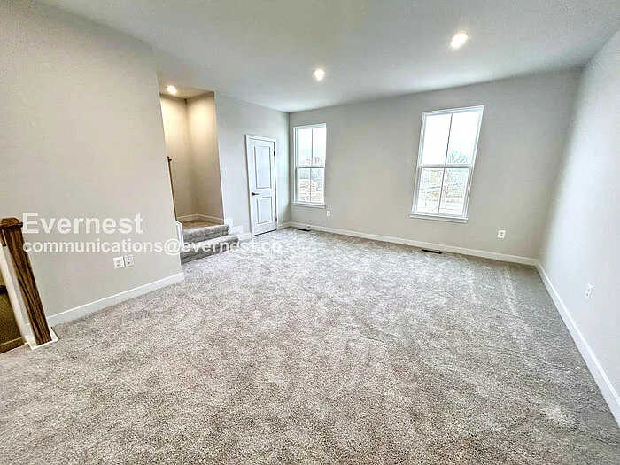 4539 Camfield Ln — Photo 6