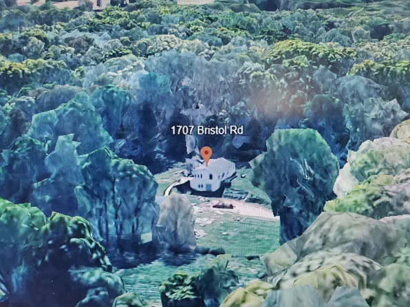 1707 W Bristol Rd, Delton, MI 49046