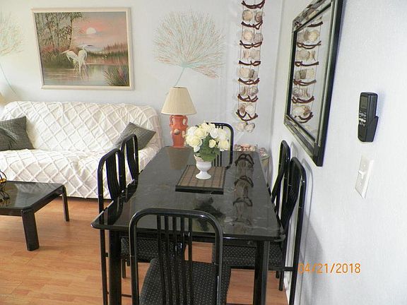 4th image of 223 Columbia Dr APT 223