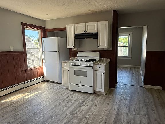2nd image of 57 Raymond St #3