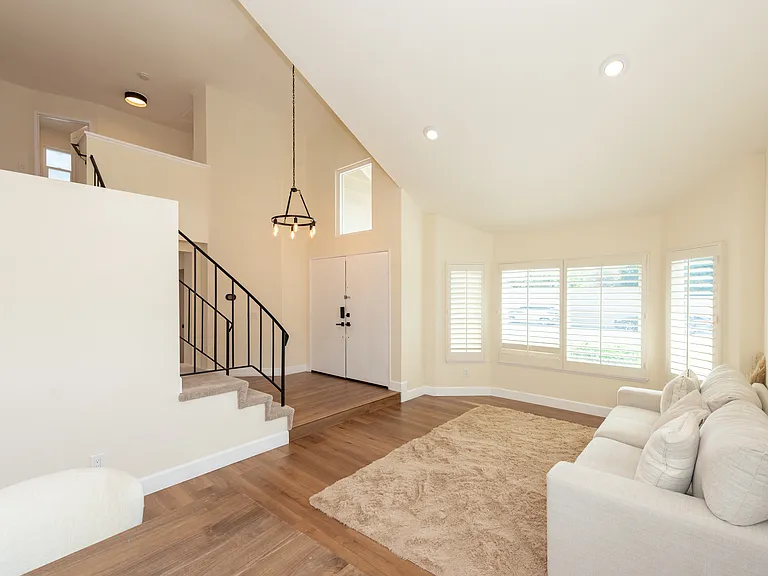 41 Fillmore — Photo 3