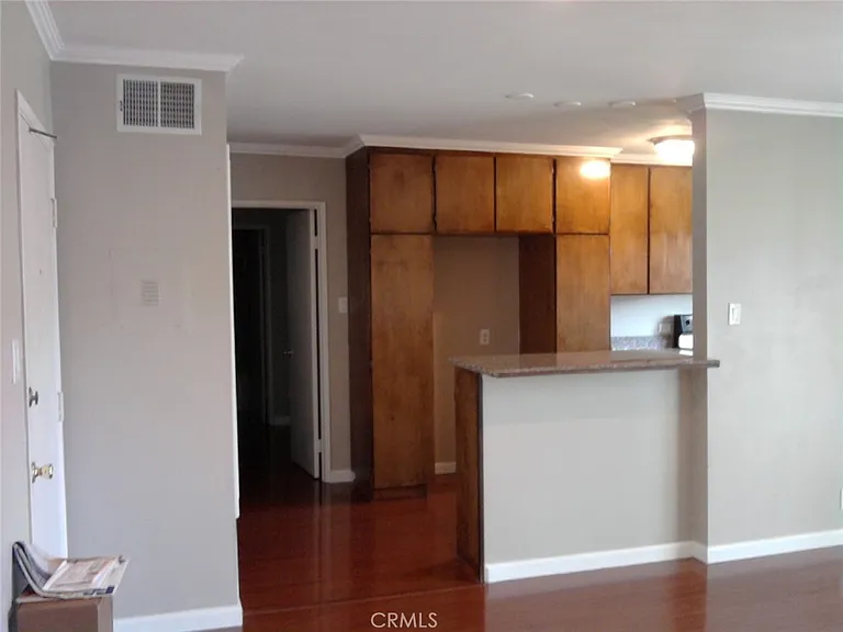 400 N Acacia Ave — Photo 13