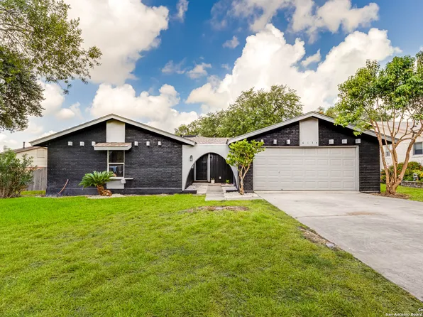 6135 Royal, San Antonio, TX 78239