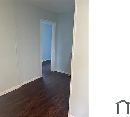4 bed, 1500 sqft, $2,400 — Photo 4