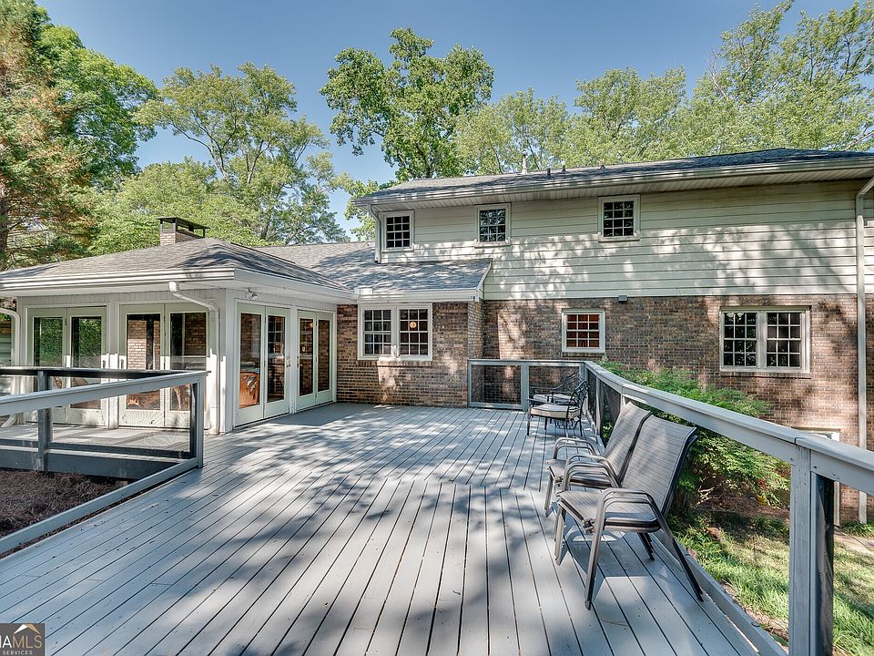 1st image of 2663 Rangewood Dr NE