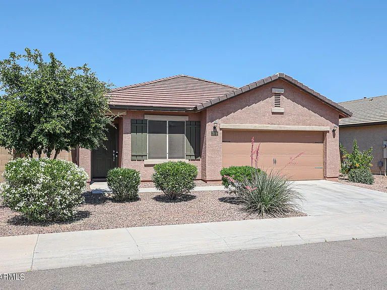 7009 S 78th Dr — Photo 1