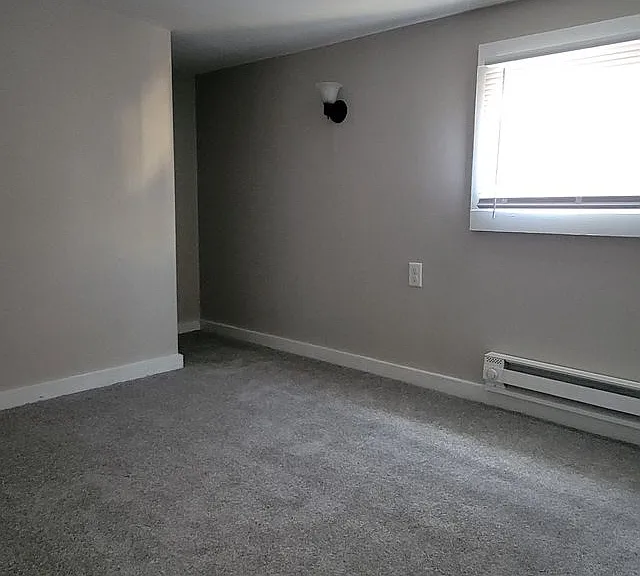 135 Byron St #2 — Photo 17