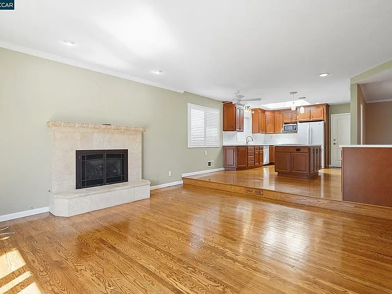 3340 McKean Dr — Photo 6