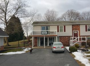 485 Houtztown Rd, Myerstown, PA 17067
