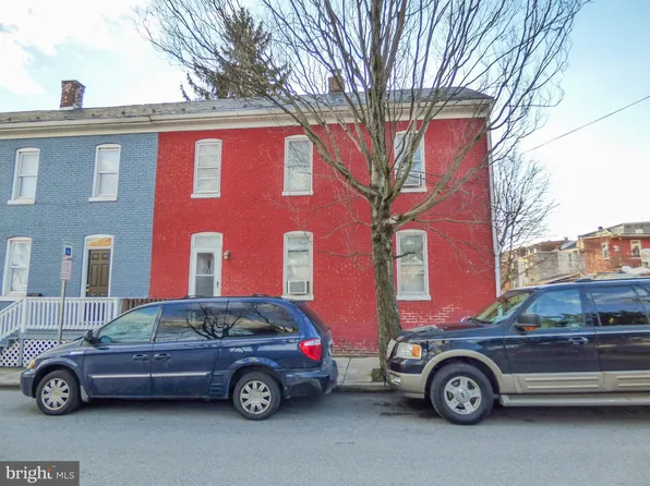 122 N Cedar St, York, PA 17401