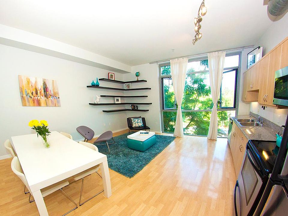 1st image of 889 Date St Unit 318
