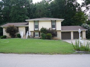9595 Priscilla Dr, Chattanooga, TN 37421