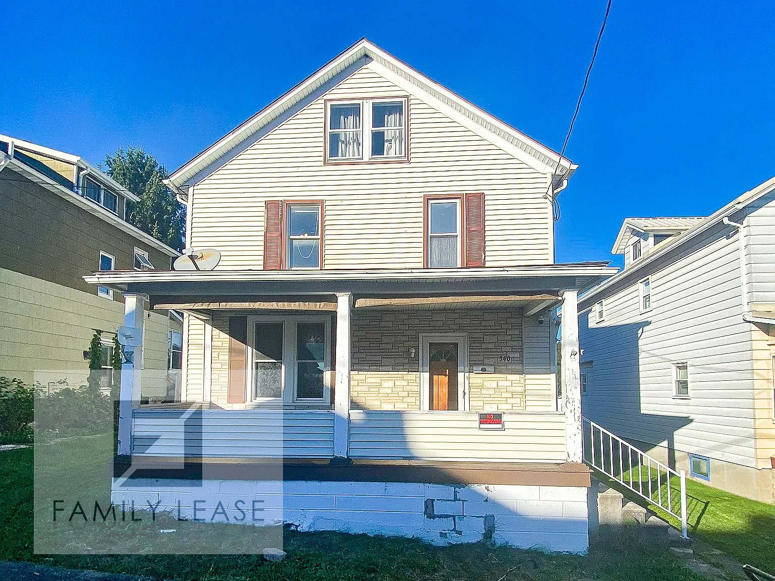 3 bed, 1344 sqft, $995 — Photo 1