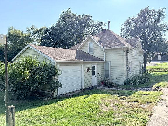 3rd image of 602 4th St