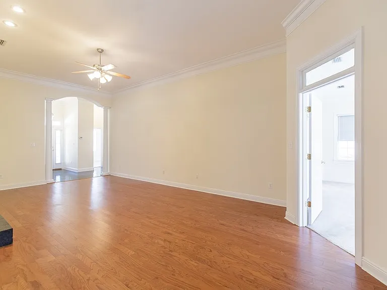 3513 Belmont Cir — Photo 9