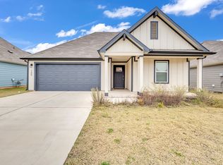 105 Aransas River Rd, Hutto, TX 78634