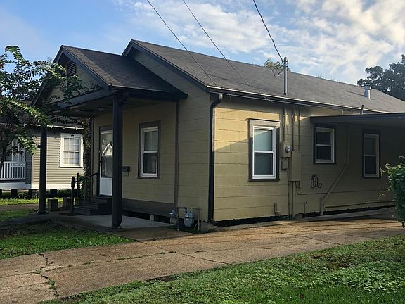 2nd image of 202 Williams Ave