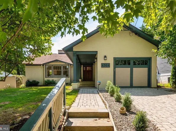 4304 Chestnut St, Bethesda, MD 20814