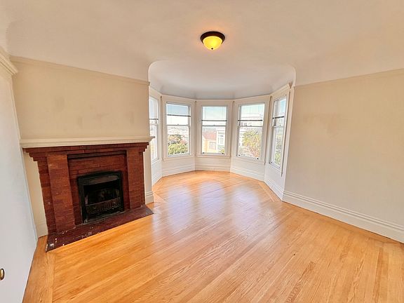 3rd image of 4617 17th St