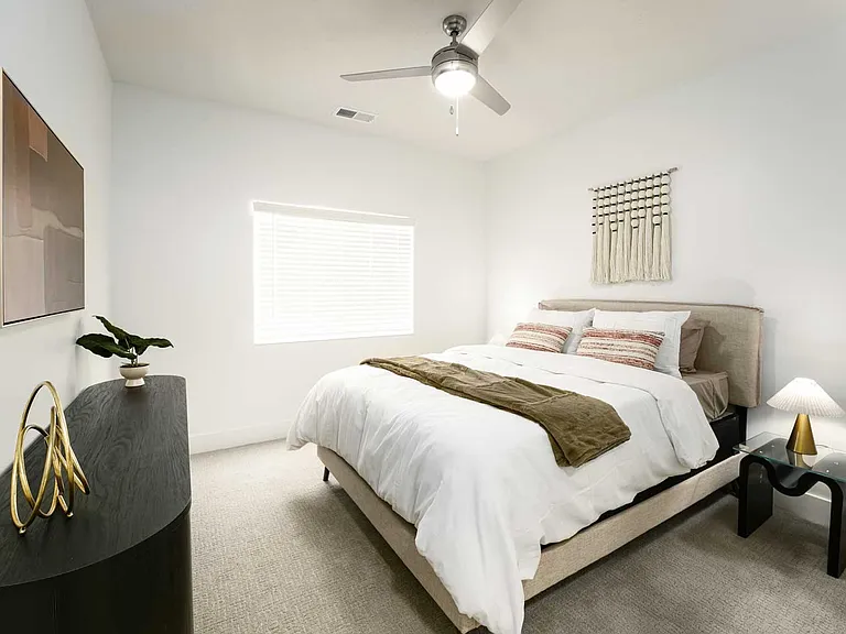 Blair Crossing Apartments — Photo 17