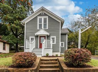 545 Wellington Ave, Elgin, IL 60120