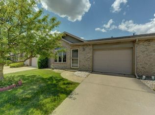 8540 Kleinman Rd, Highland, IN 46322