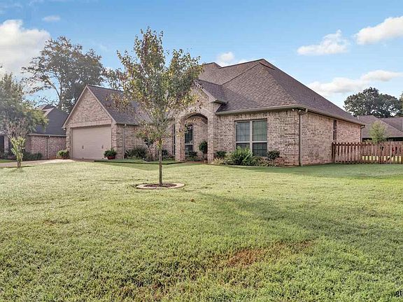 2nd image of 514 Southcreek Dr
