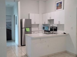 104 SW 9th St APT 206, Miami, FL 33130