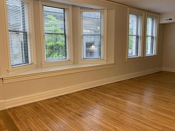 4th image of 203 9th St #2B