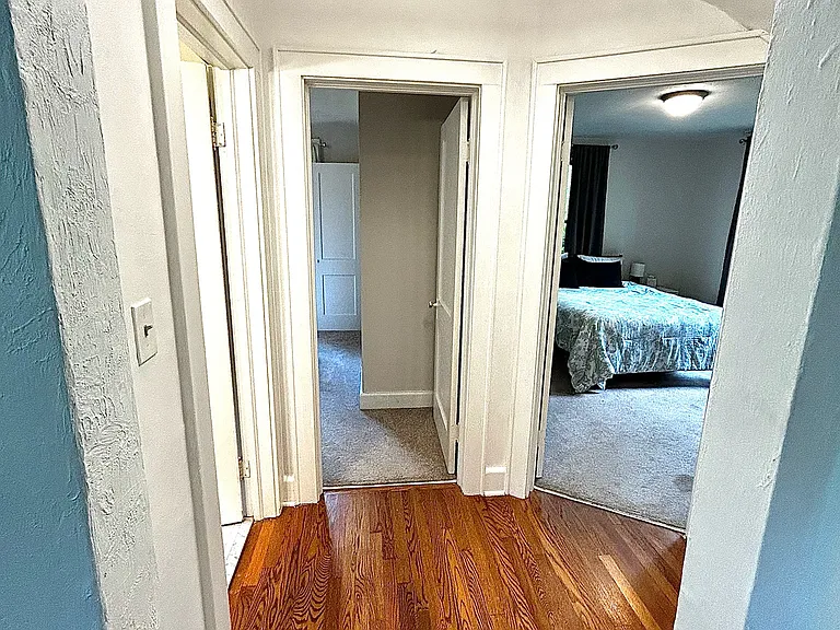 1214 Frank St — Photo 11