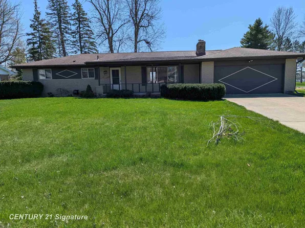 1040 Wheelock St, Freeland, MI 48623