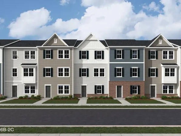1358 Cedar Valley, Ranson, WV 25438