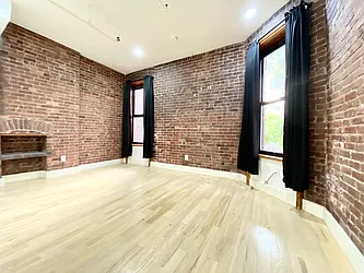 Rented by Bruma Realty LLC