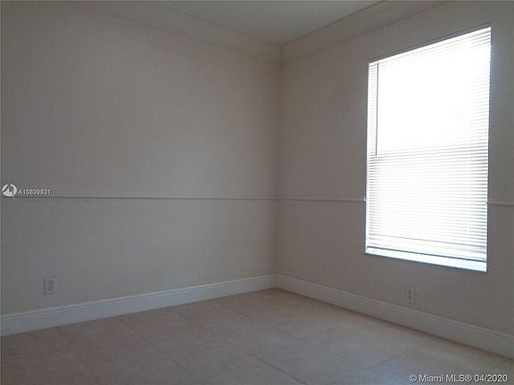 5th image of 2701 NW 26th St #2701