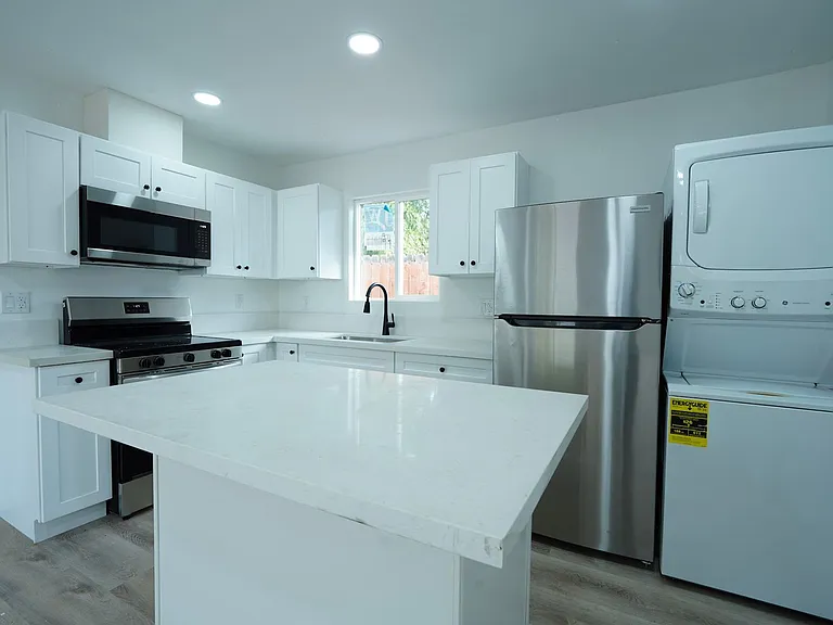 14696 Joshua Tree Ave — Photo 8