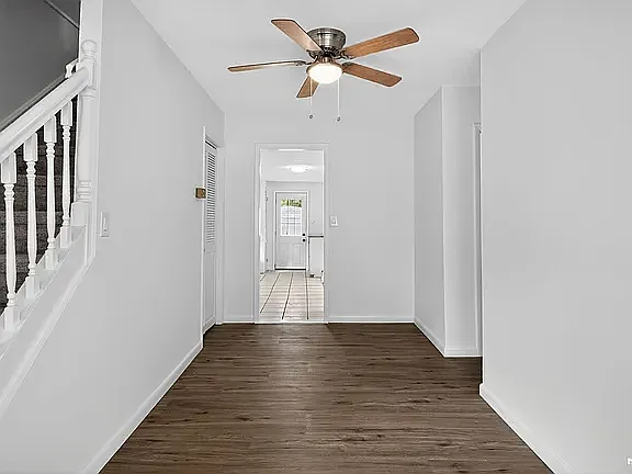 23 Euclid Ave — Photo 2