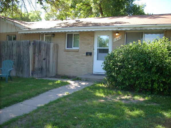 1302 Castlerock Dr